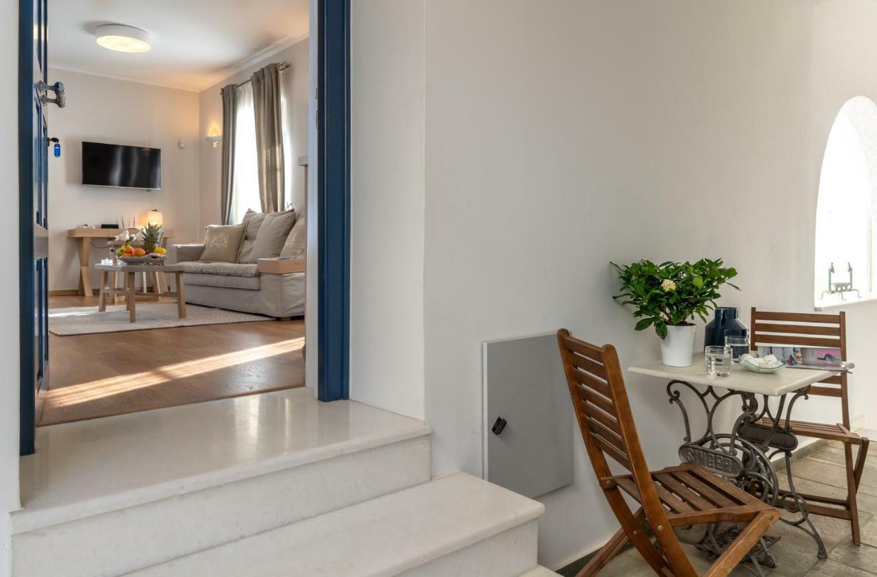 Porto Vecchio Luxury Suites Spetses Town Exterior photo