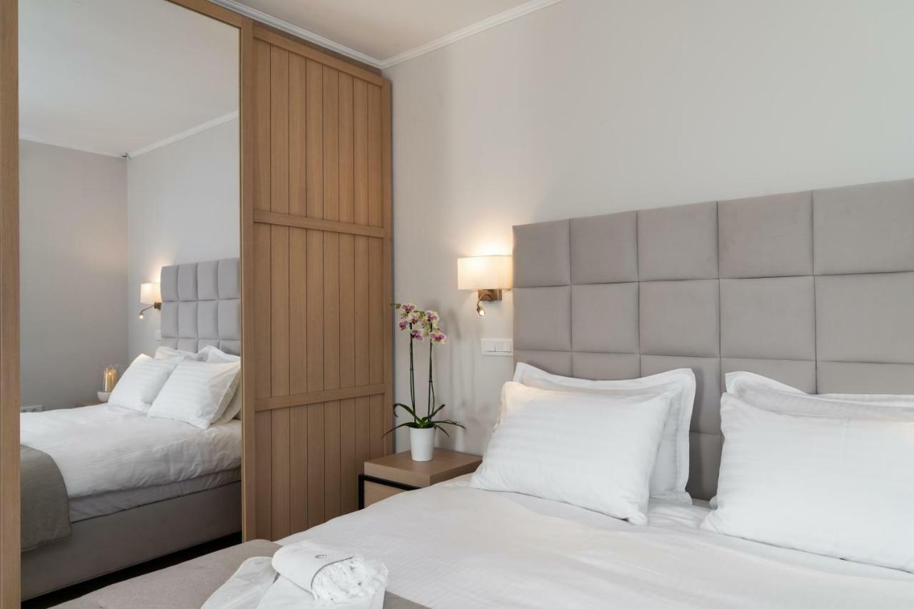 Porto Vecchio Luxury Suites Spetses Town Exterior photo