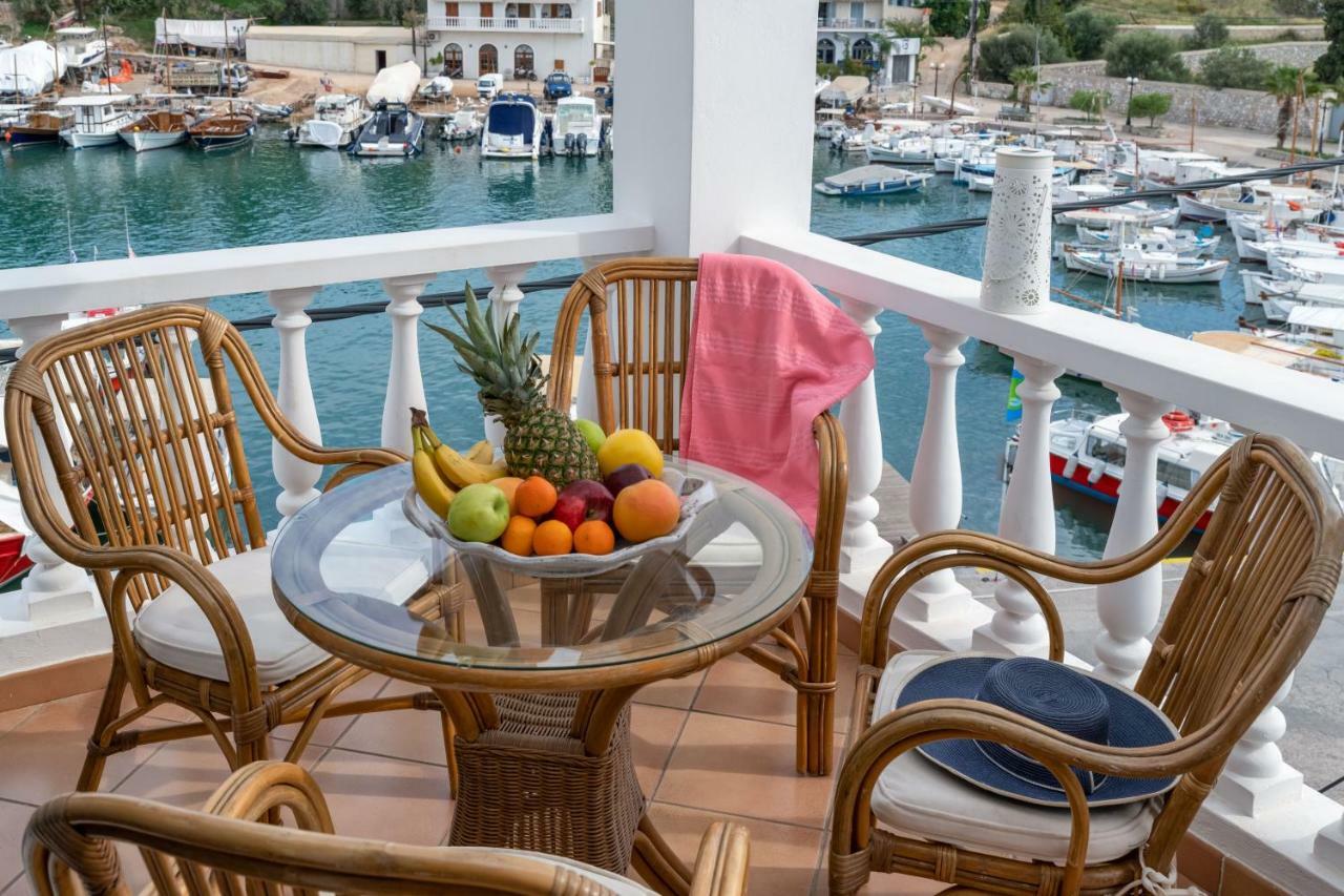 Porto Vecchio Luxury Suites Spetses Town Exterior photo